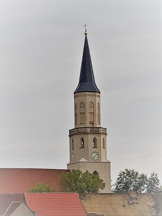 Turmblick-Gaestequartier-Coswig-Hier-Erwartet-Sie-Individueller-Service-Im-Herzen-Der-Altstadt コスヴィッヒ エクステリア 写真