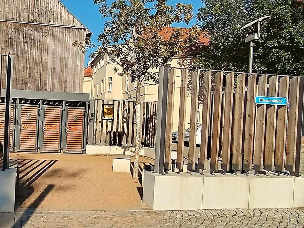 Turmblick-Gaestequartier-Coswig-Hier-Erwartet-Sie-Individueller-Service-Im-Herzen-Der-Altstadt コスヴィッヒ エクステリア 写真